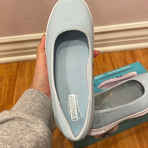 ‼️Skechers GOSTEP 👟 ‼️🤍🩵 - Picture 6 of 15